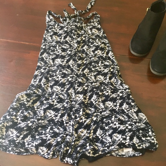 Forever 21 romper - Picture 1 of 7